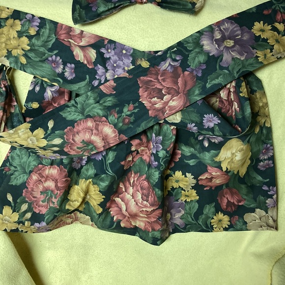 Kids apron and matching bow - Picture 3 of 4